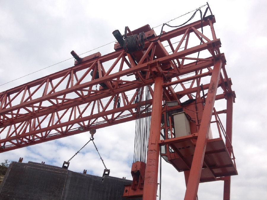 畢節(jié)起重機(jī)安全系統(tǒng)現(xiàn)場(chǎng)照片二